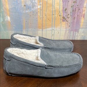 Koolaburra by UGG Mens Tipton Slip On Slippers Grey size 11